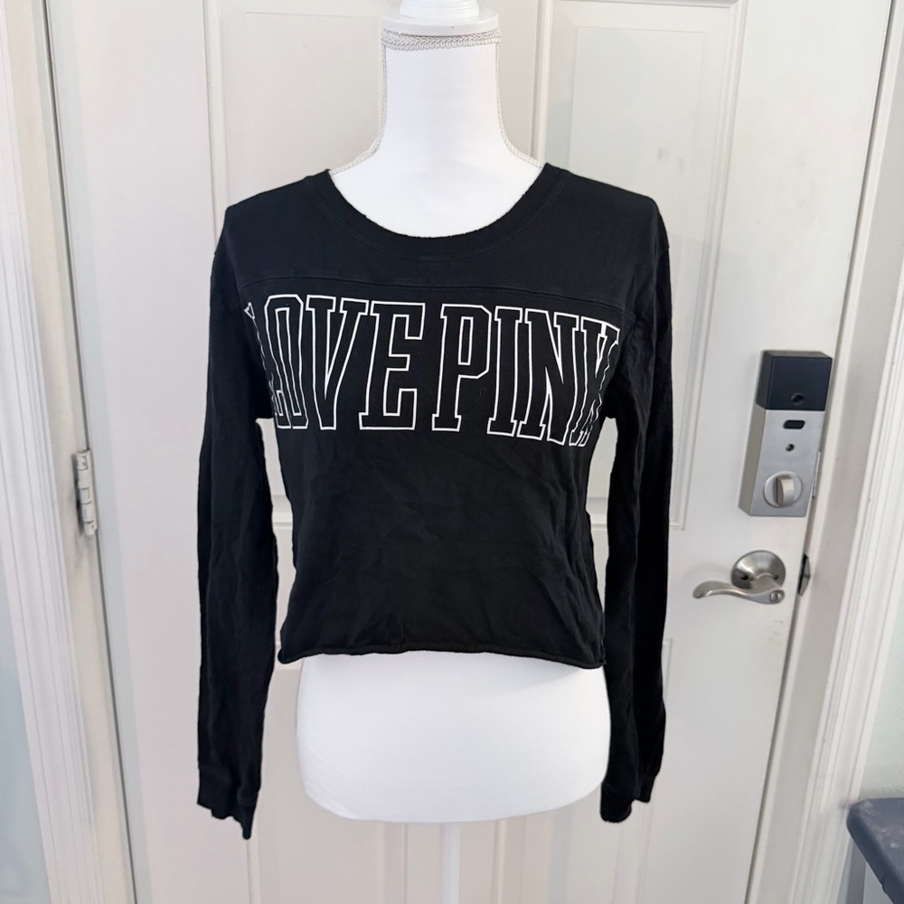 PINK Victoria’s Secret Cropped Tee S | Black Distressed